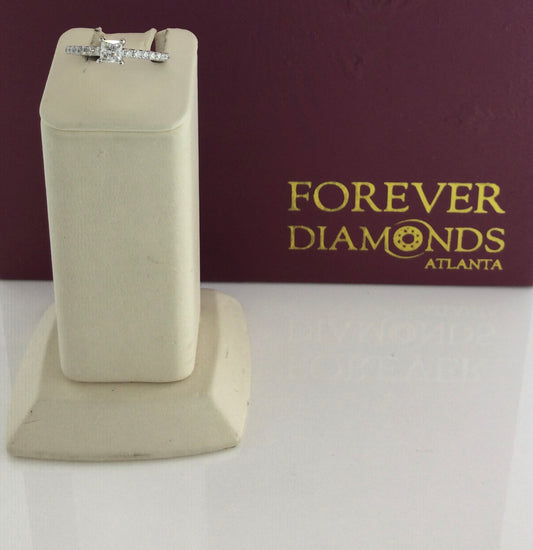 14K White Gold 0.46 Carat Center Stone 0.80CTW Diamond Ring