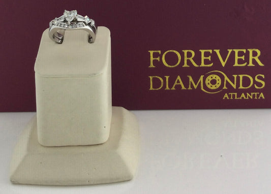 14K White Gold 0.66 Carat Center Stone 1.21CTW Diamond Ring