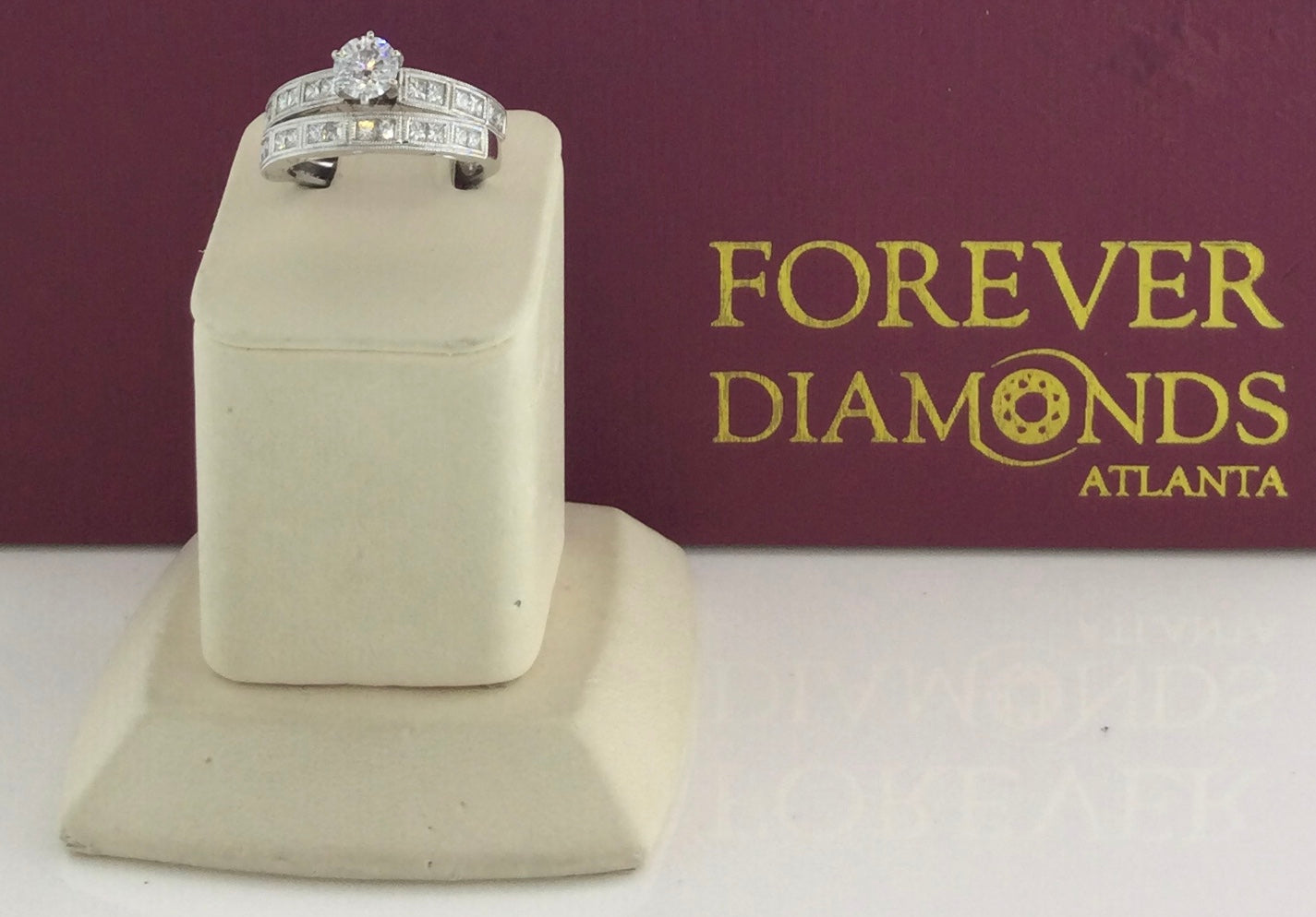 18K White Gold 0.71 Carat Center Stone 1.72CTW Diamond Ring