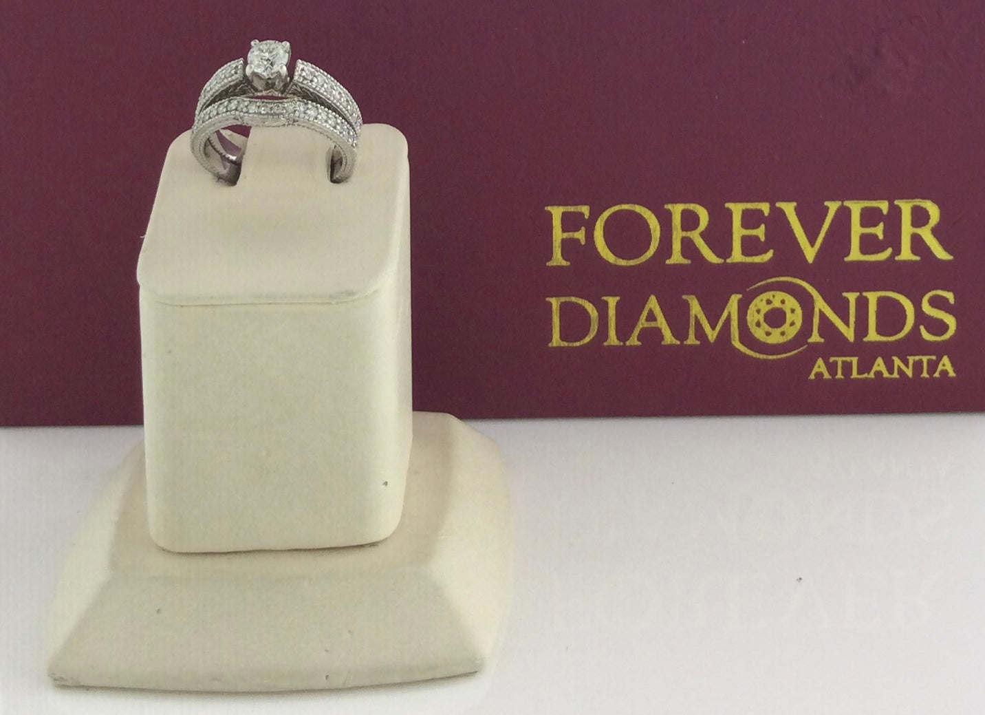 14K White Gold 0.51 Carat Center Stone 1.91CTW Diamond Ring