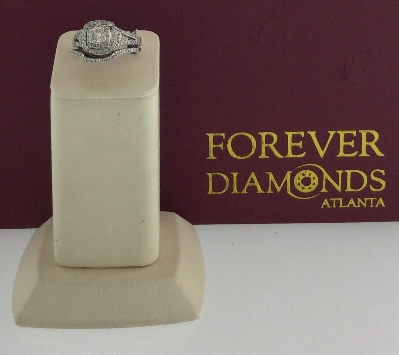 14K White Gold 0.74CTW Diamond Ring
