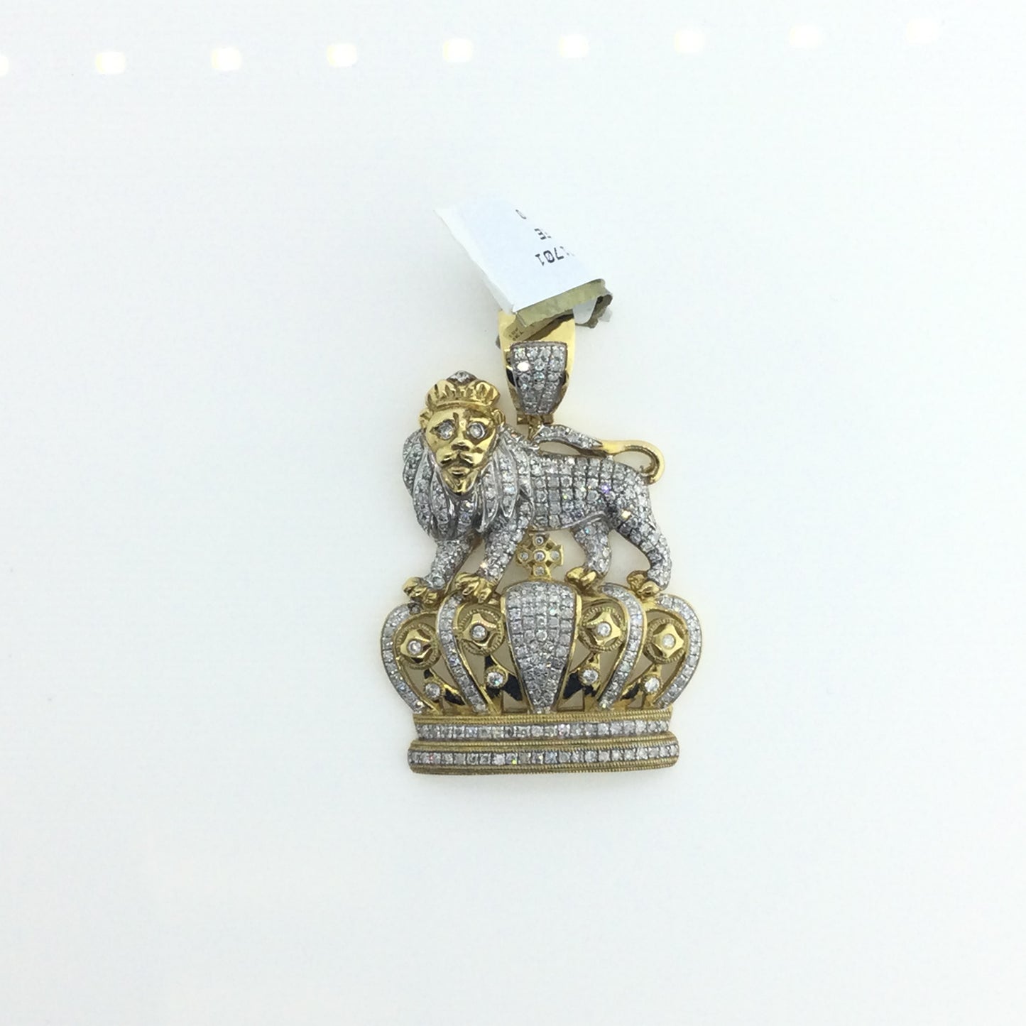 10K Yellow Gold 1.50CT Lion Crown Charm