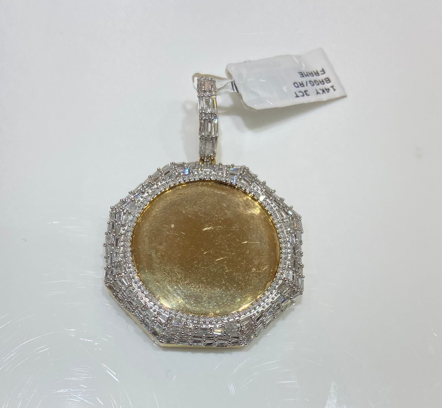 14K Yellow Gold 3CT Baguette/Round Frame