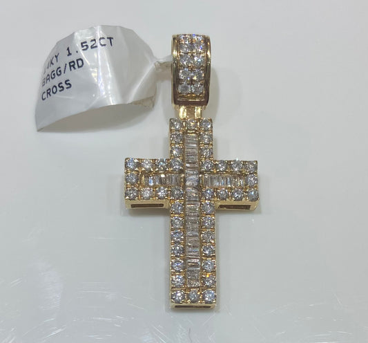 14K Yellow Gold 1.52CT Baguette/Round Cross Charm
