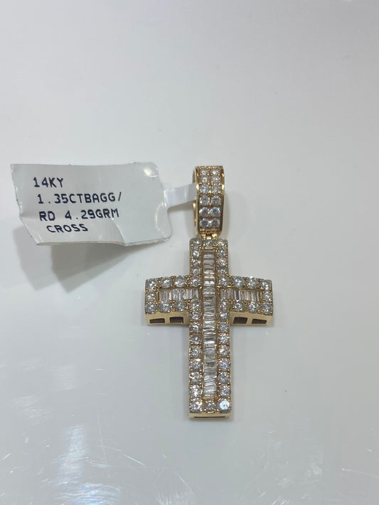 14K Yellow Gold 1.35CT Baguette/Rounds 4.29GRM Cross Charm