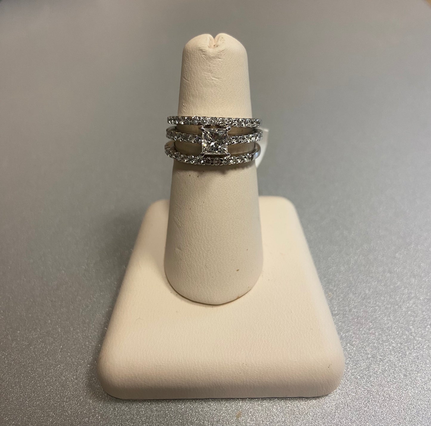 14K White Gold 0.71 Carat Center Stone 1.55CTW Diamond Ring