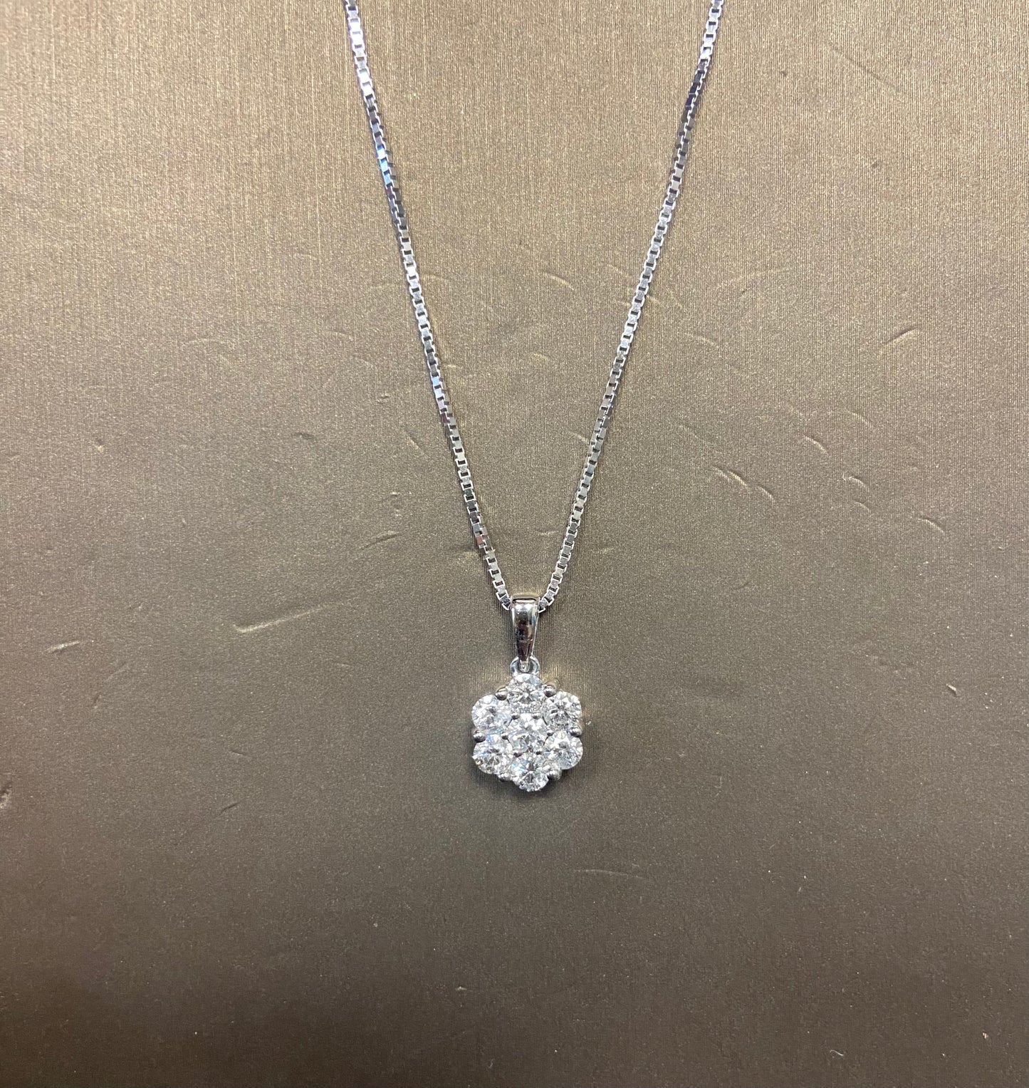 14K White Gold 1CT Flower Charm