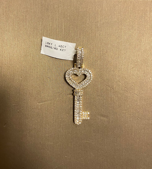 10K Yellow Gold 1.40CT Baguette/Round Key Charm
