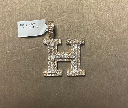 10K 2.32CT "H" Initial Charm