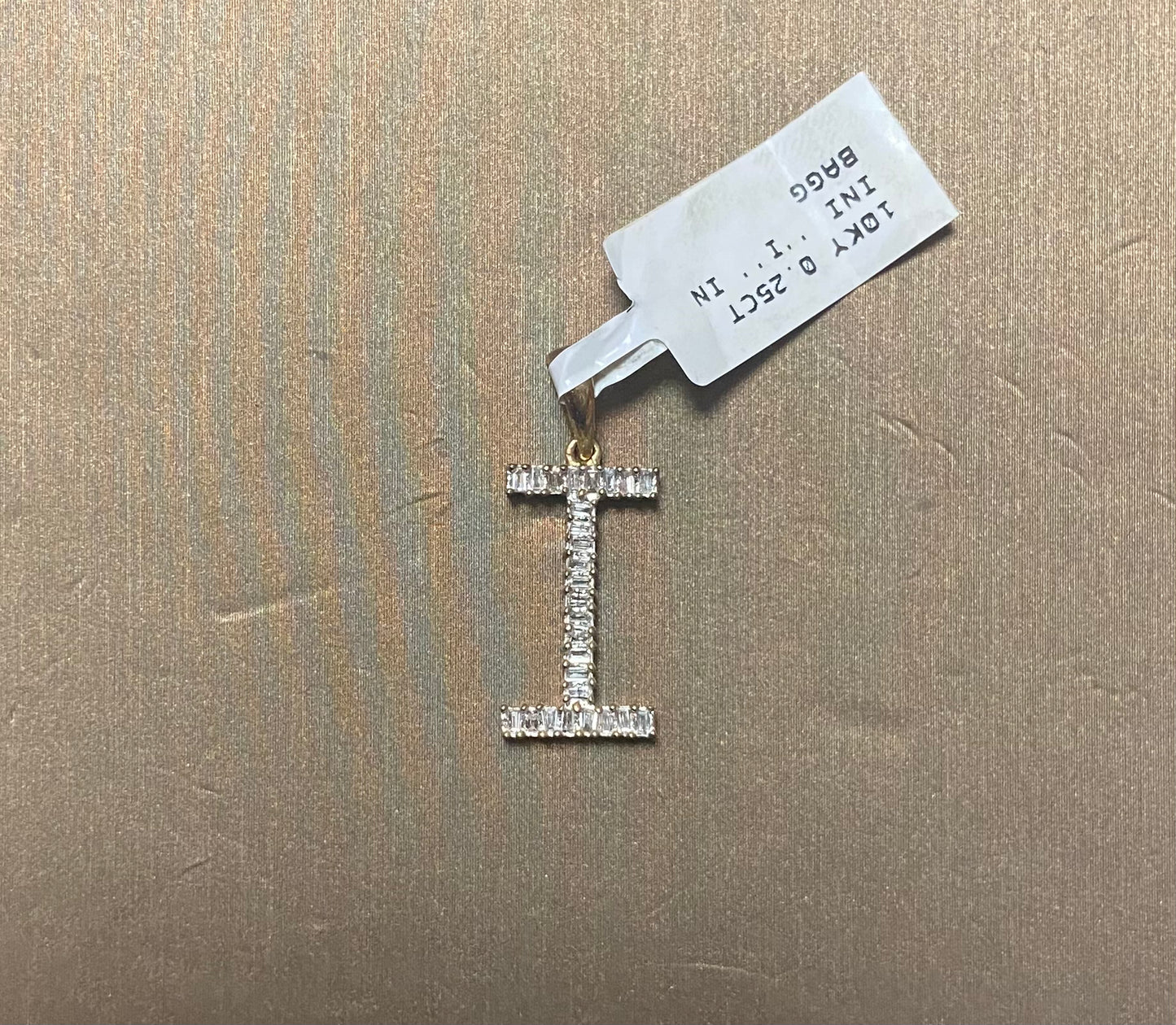 10K Yellow Gold 0.25CT "I" Initial Bagguette Charm