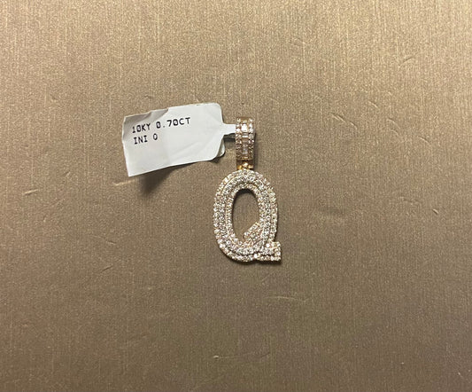 10K Yellow Gold 0.70CT "Q" Initial Charm