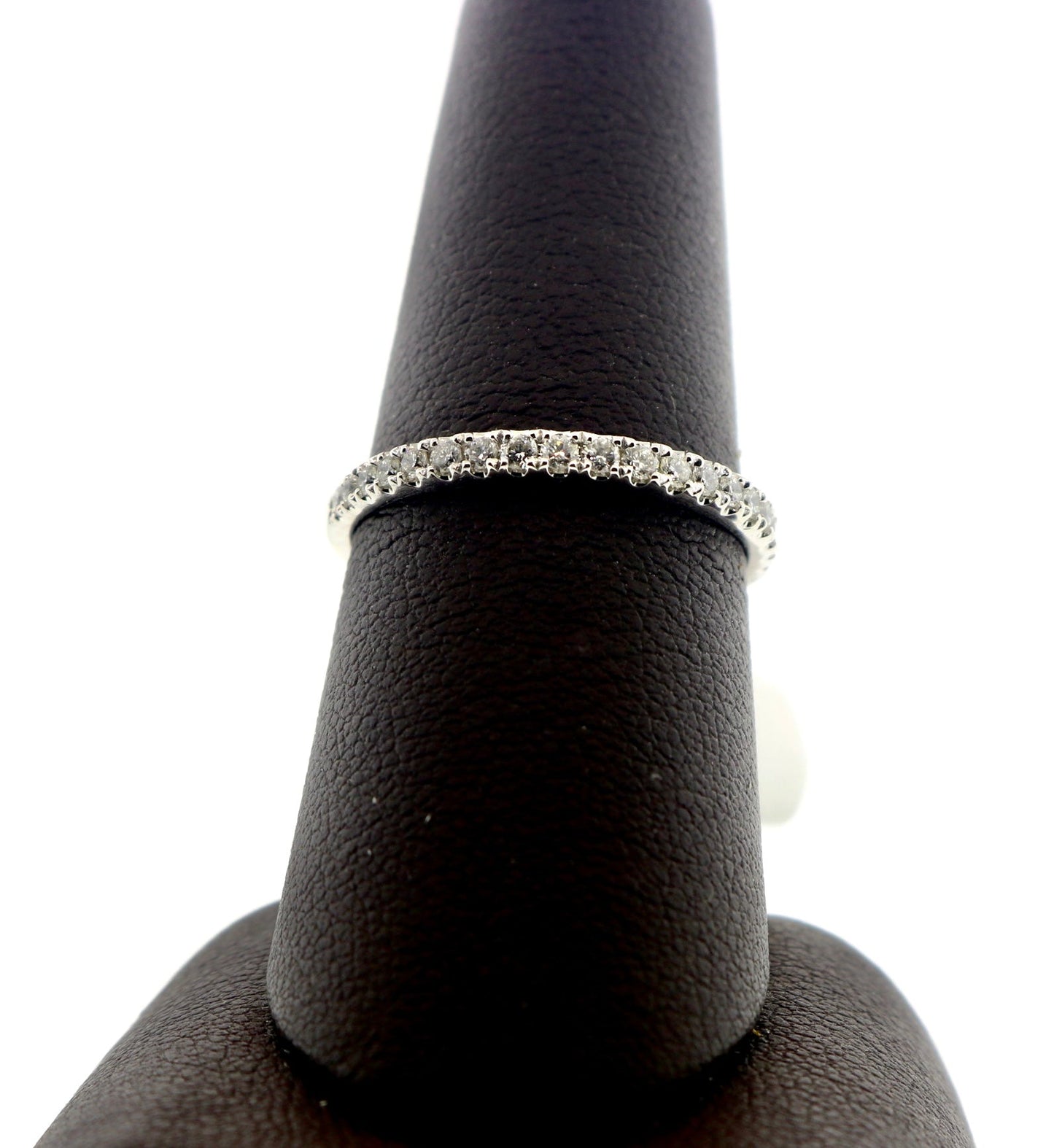 18K White Gold 0.26CT 2,10 Grams Diamond Band