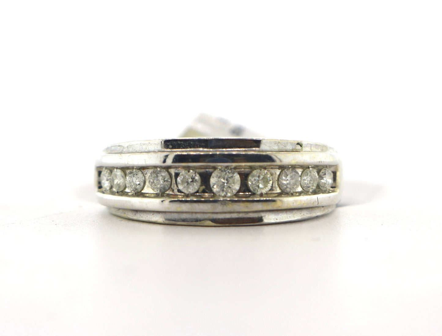 14K White Gold 0.50CT RD Diamond Band
