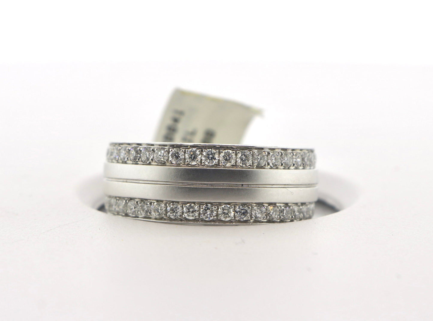 14K White Gold 1.04CT Mens Diamond Band