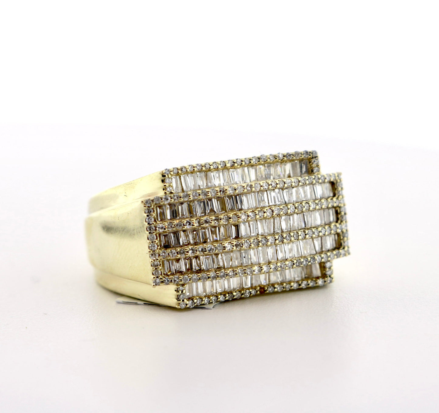 10K Yellow Gold 1.25CT Bagg/RD Diamond Band