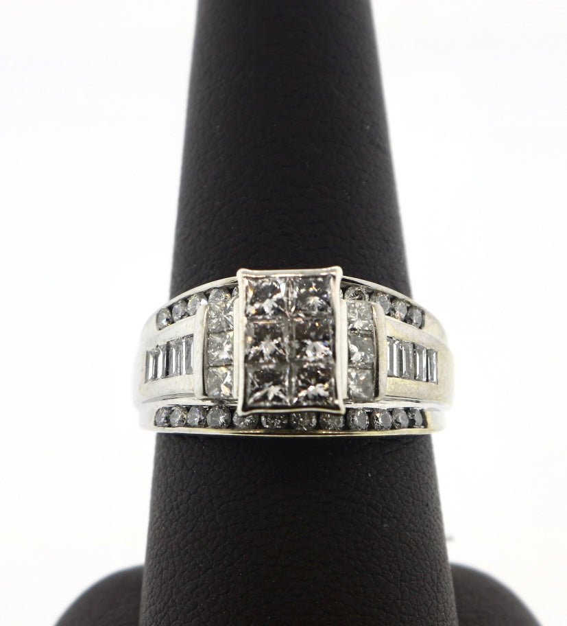 14K White Gold 2CT Prong/RD/BG Diamond Ring