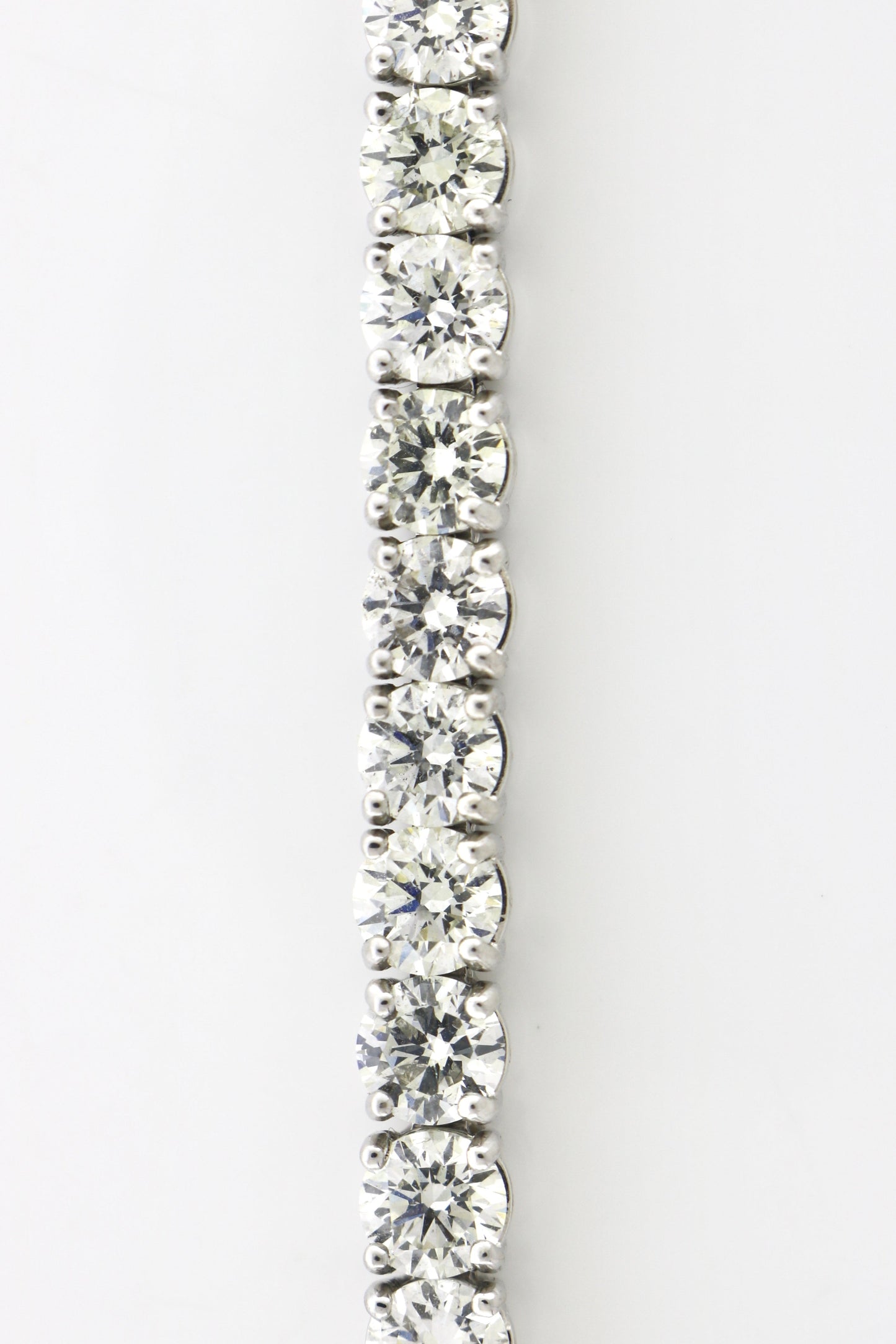 14K White Gold 16CT 37RD Diamond Tennis Bracelet