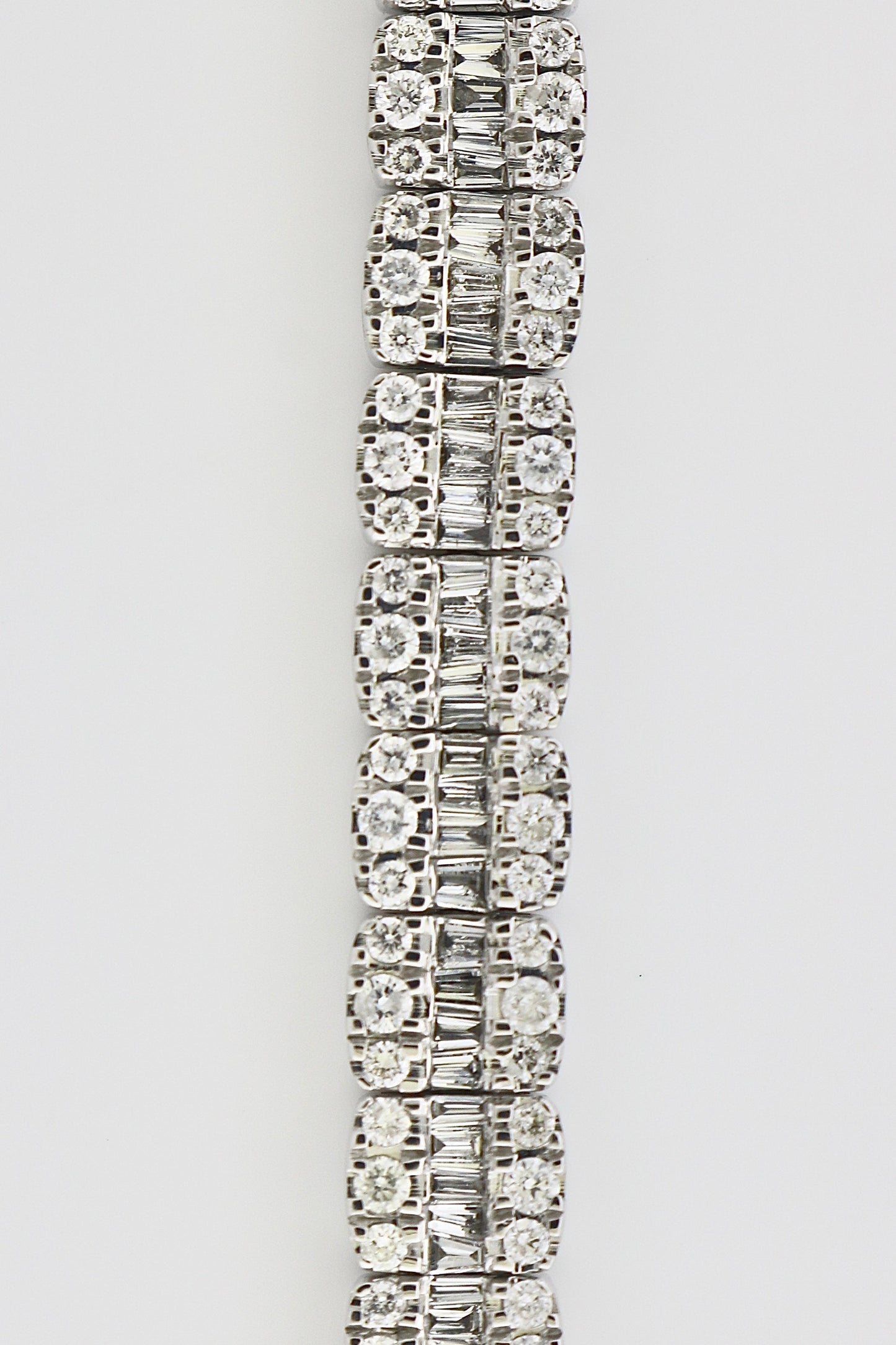 10K White Gold 4CT 8" Bagg 15.5Grams Diamond Bracelet