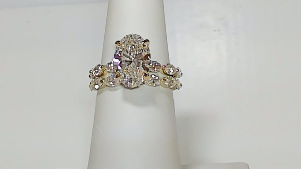 **JPN 4.54ct Lab-Grown Oval Diamond Engagement Set in 14K Gold**