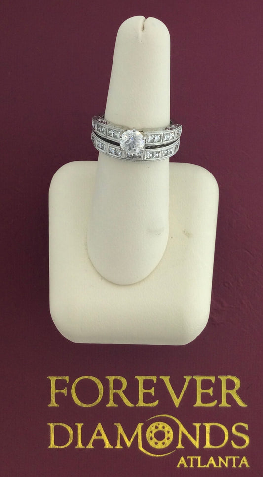 18K White Gold 0.71 Carat Center Stone 1.72CTW Diamond Ring