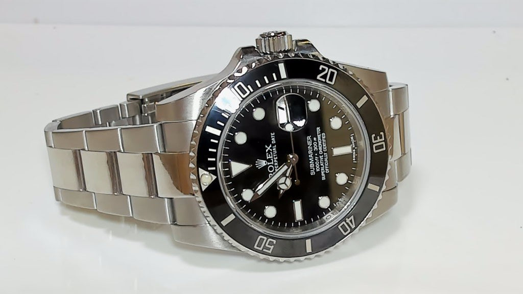**Rolex Submariner Date 116610LN 40mm Black Dial Ceramic Watch**