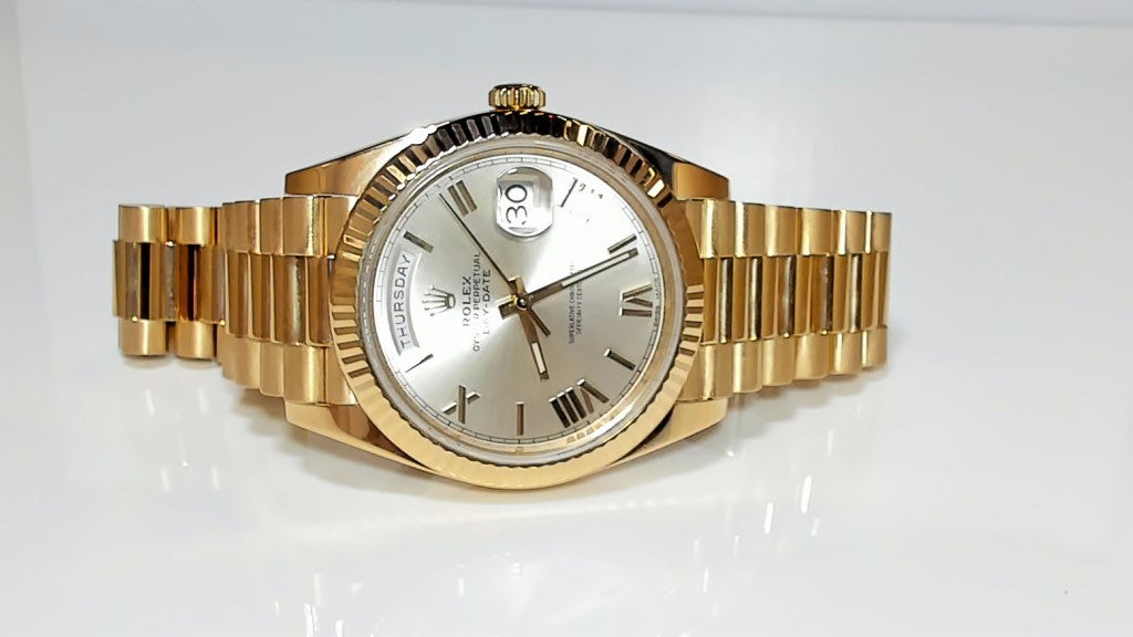 **Rolex Day-Date 40mm 18K Yellow Gold President Watch 228238**