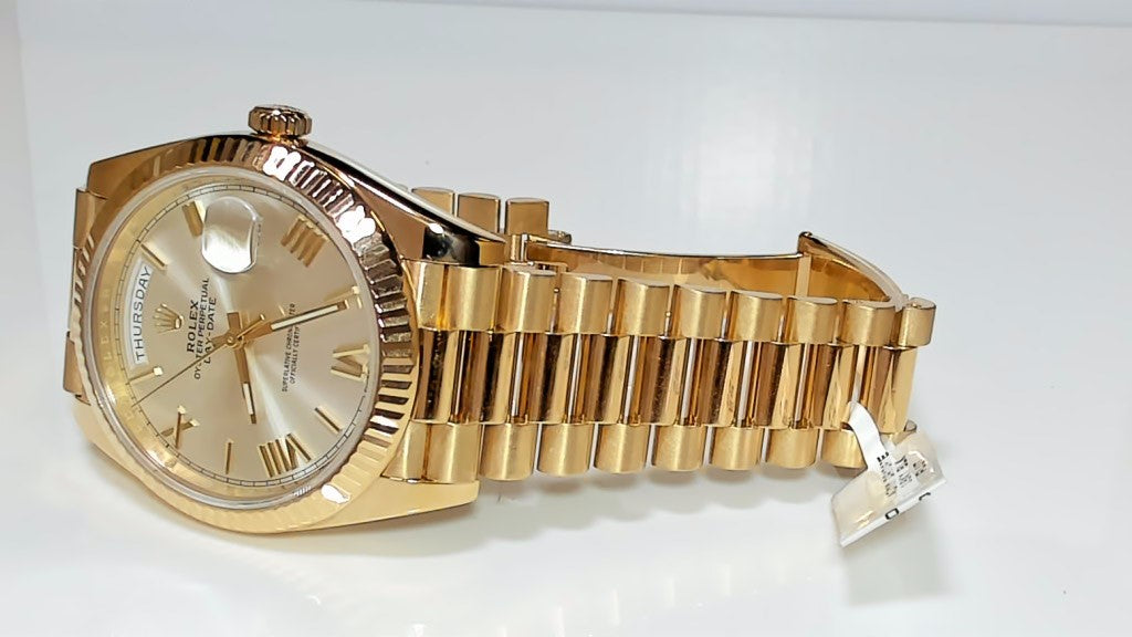 **Rolex Day-Date 40mm 18K Yellow Gold President Watch 228238**