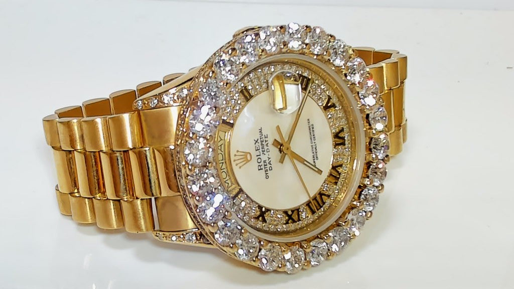 Rolex Day-Date President 18K Gold 8ct Diamond Mother of Pearl