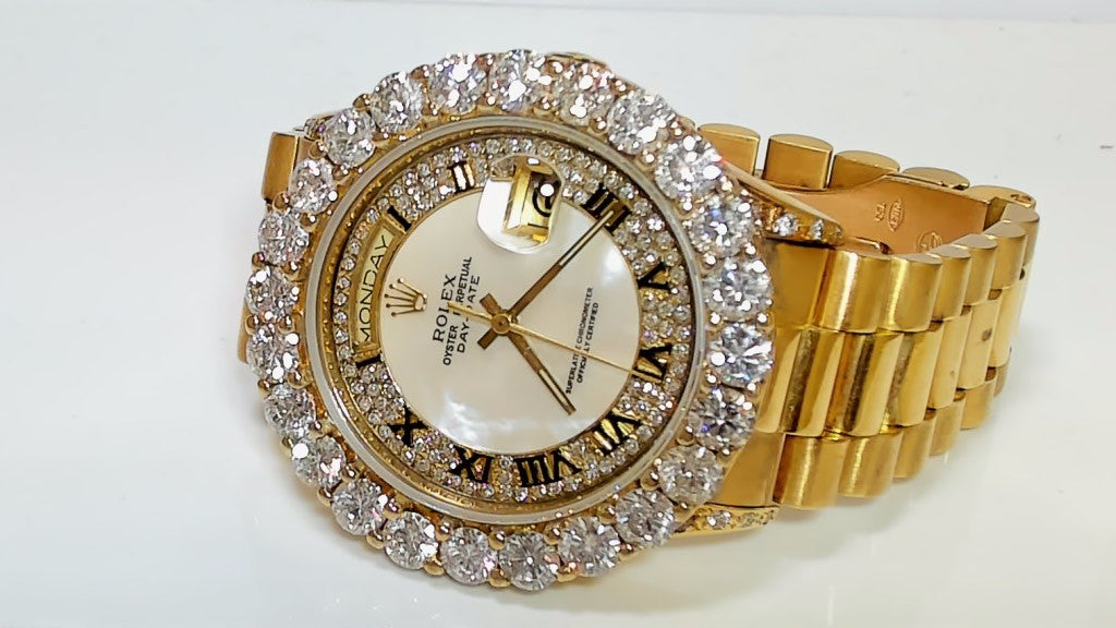 Rolex Day-Date President 18K Gold 8ct Diamond Mother of Pearl