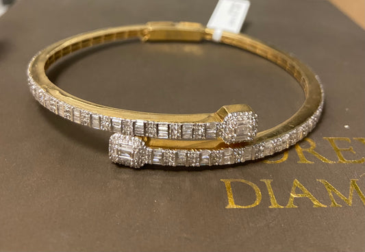 10K Yellow Gold 5.5CT Bangle