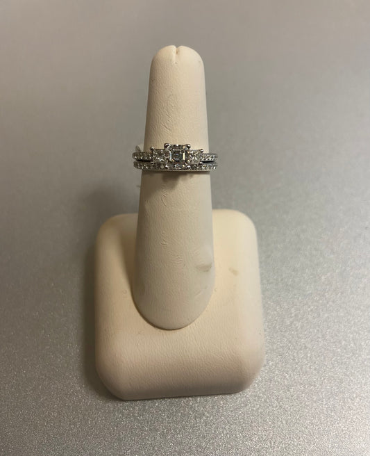 14K White Gold 1.01 Carat Center Stone 1CTW Diamond Ring