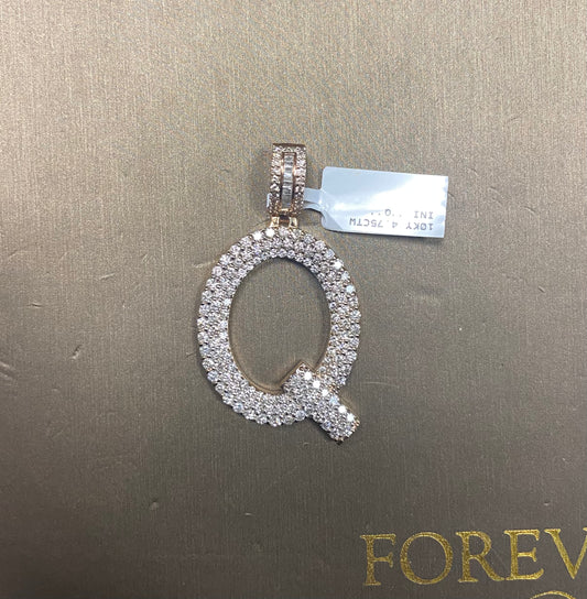 10K Yellow Gold 4.75CTW "Q" Initial Charm