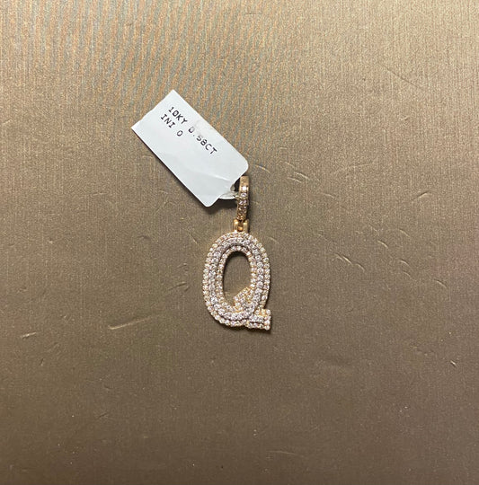 10K Yellow Gold 0.58CT "Q" Initial Charm