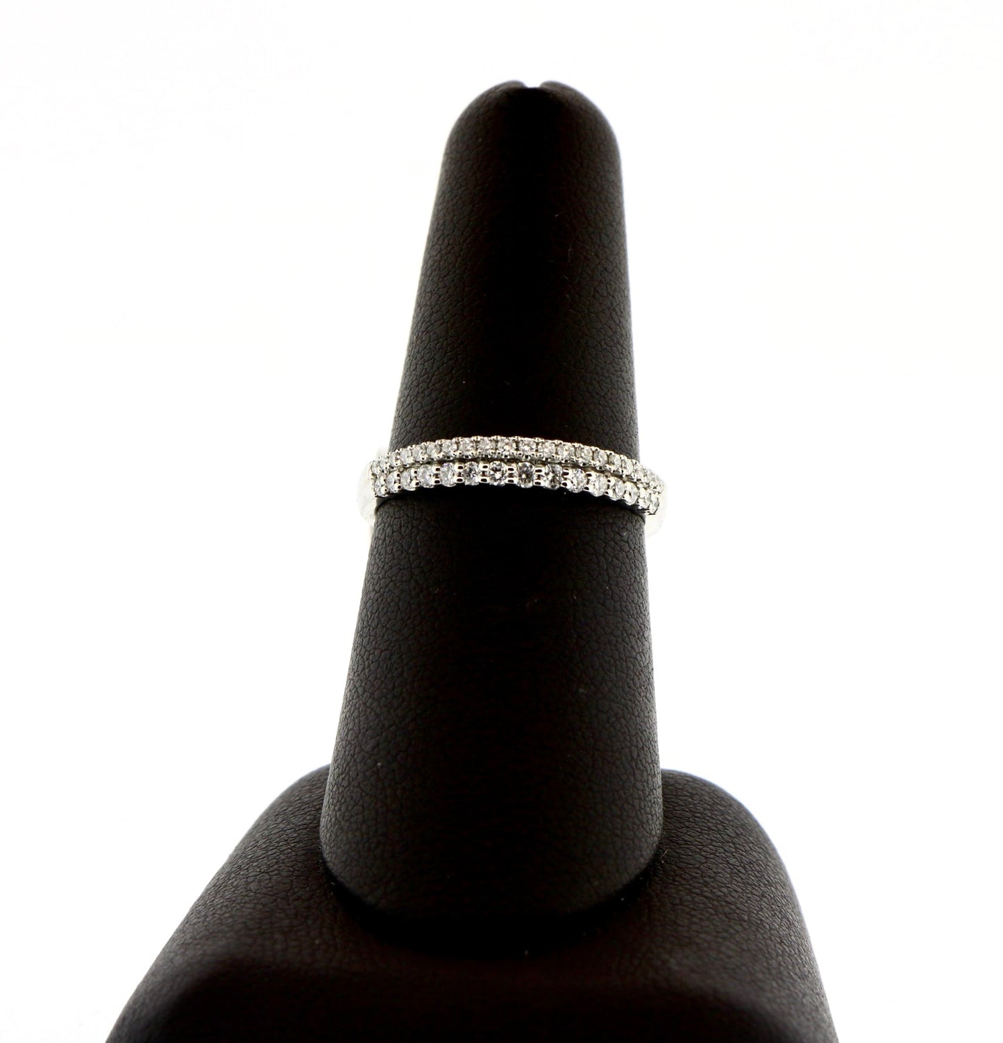 18K White Gold 0.36CTS Diamond Band