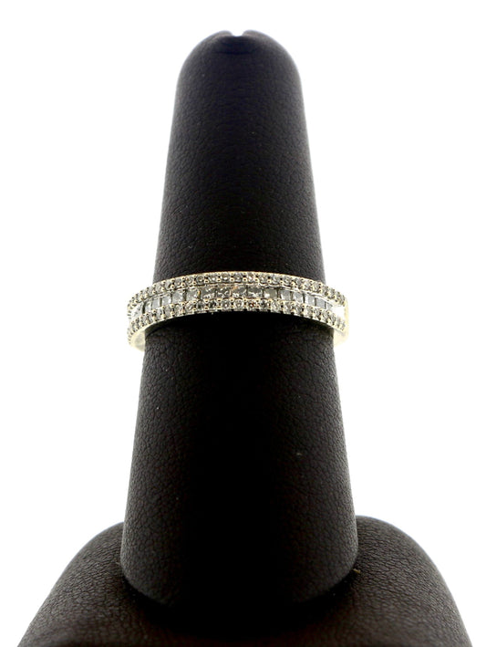 10K White Gold 1CT PR/RD Diamond Band