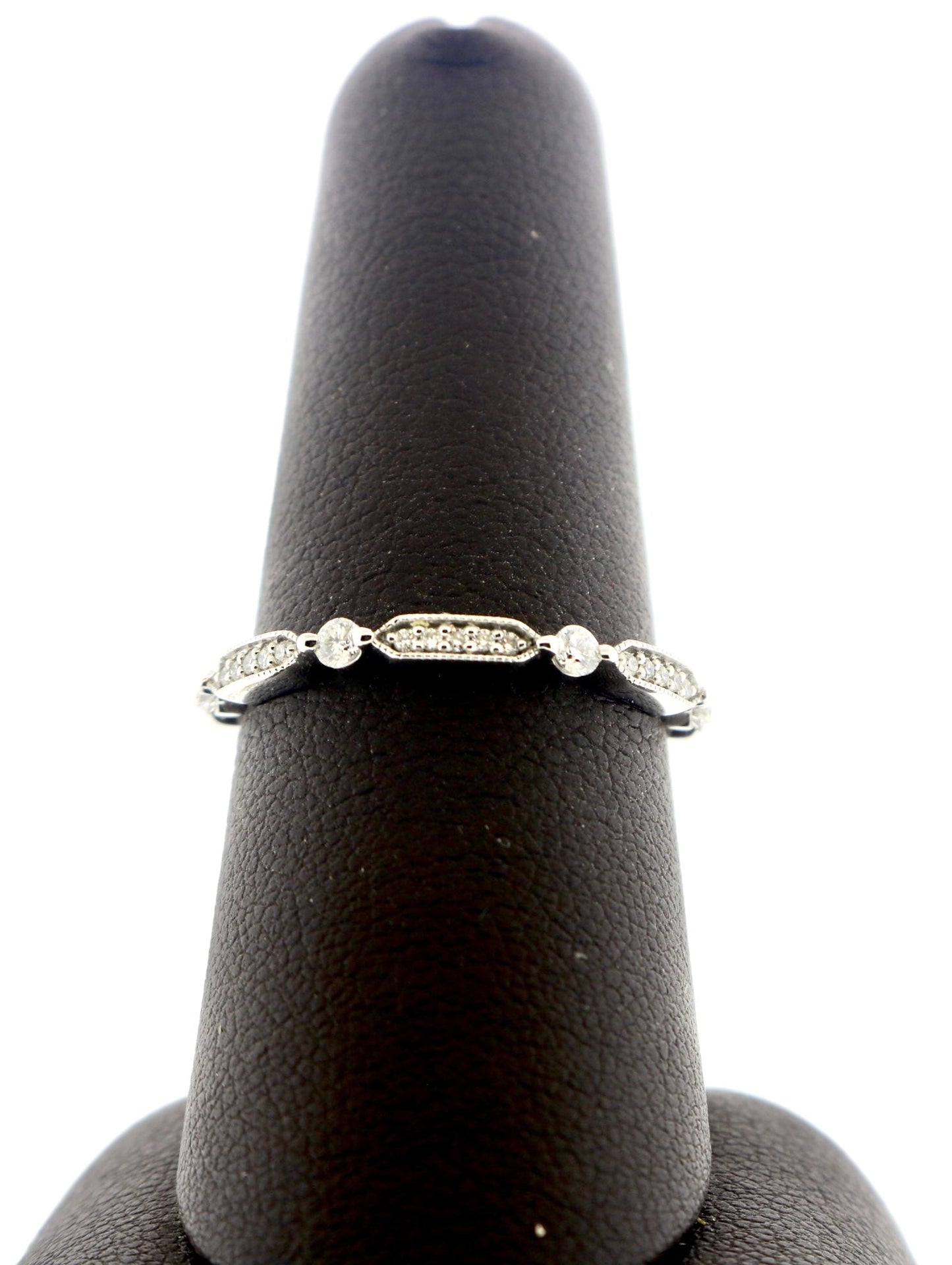 14K White Gold 0.20CTW LDS Wedding Band