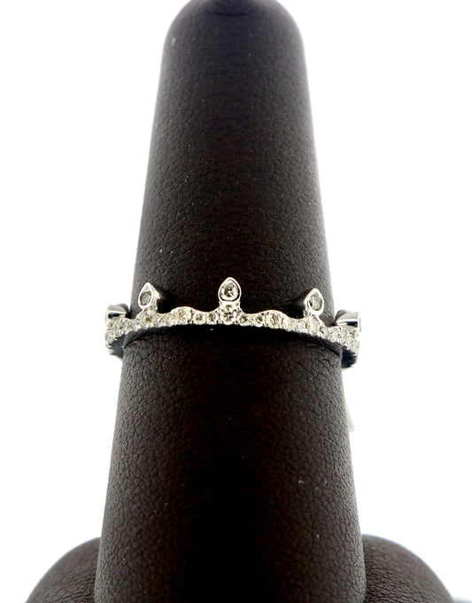 10K White Gold 0.25CT 1.70 Grams Diamond Band