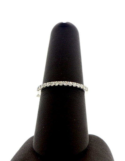 14K White Gold 0.25CT Diamond Band