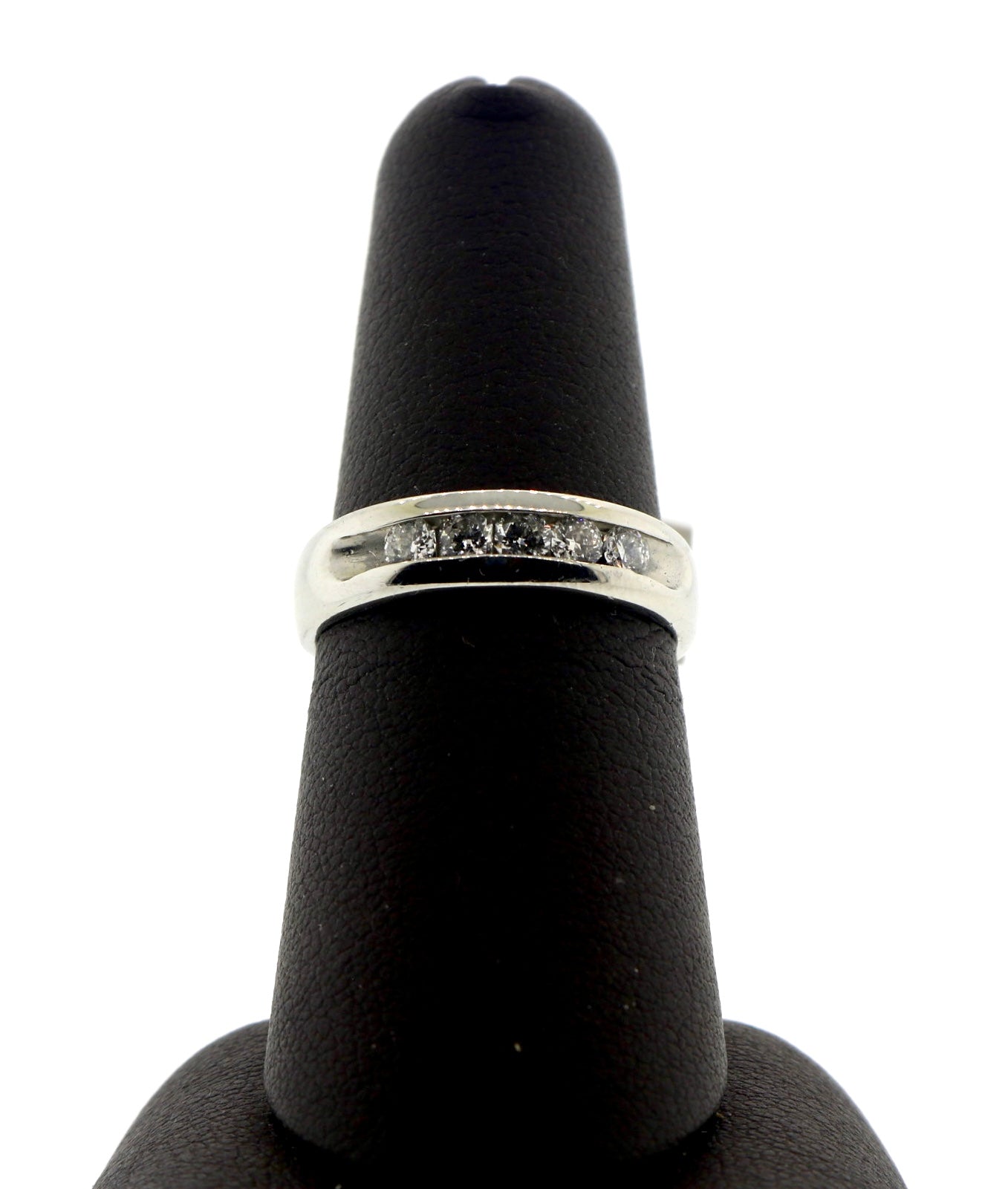 Platinum 0.33CT Diamond Band