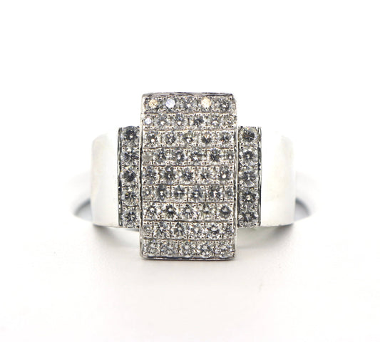 10K White Gold 1.55CTW RDS Diamond Ring