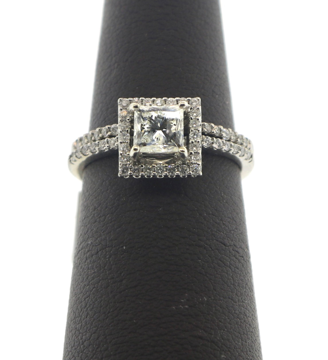 0.75/0.50CT PR/RND Bridal Ring