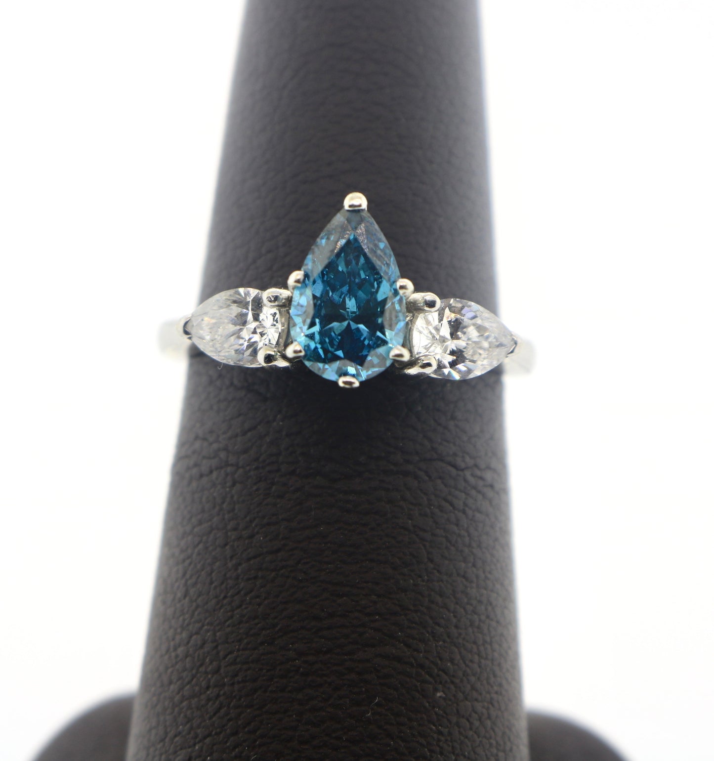 14K White Gold 0.91/0.58CT Blue Pear 2 Stone Diamond Ring