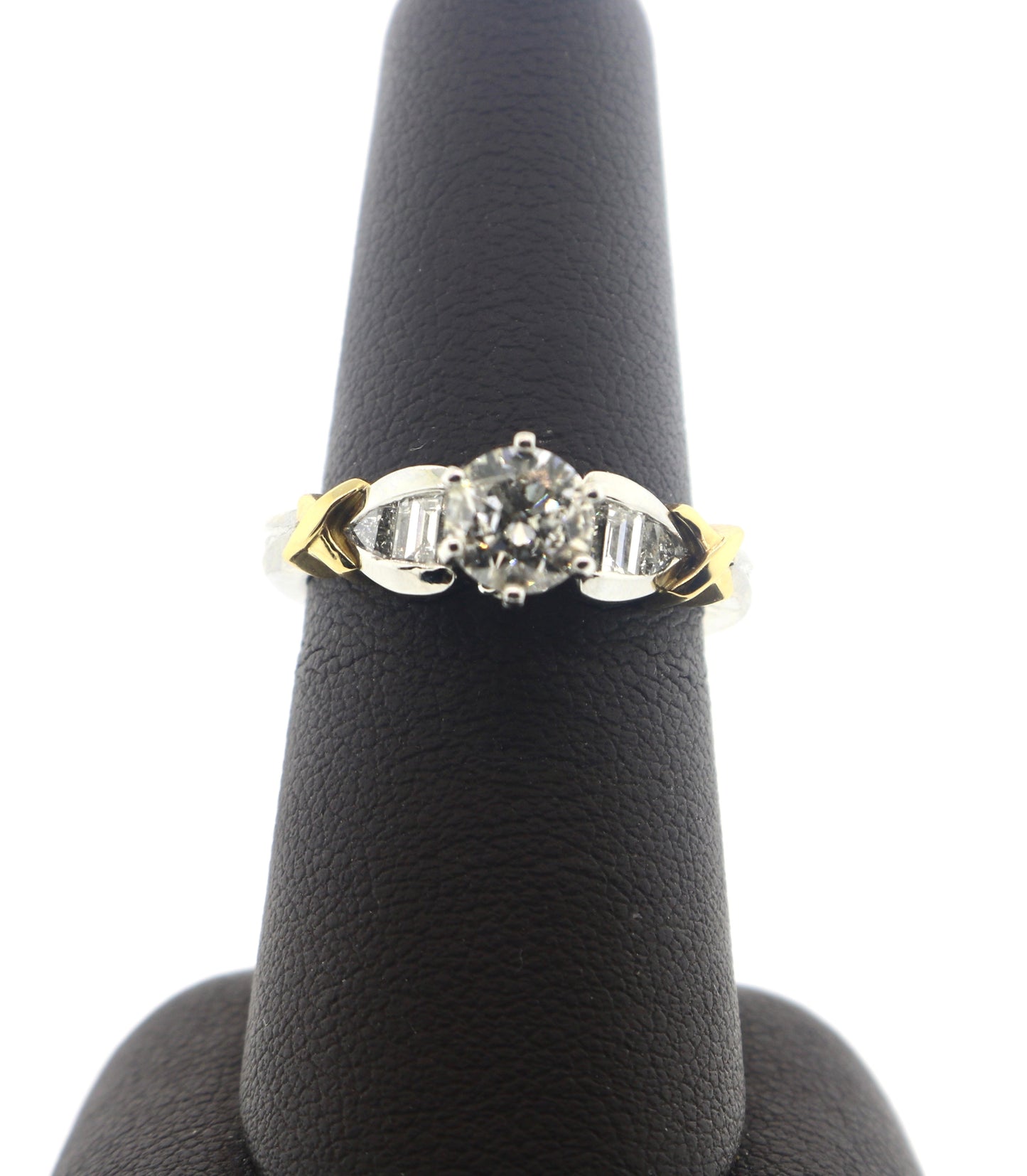 Platinum 0.85/0.25CT RD/EMR/TRILL 8.1 Grams Diamond Ring