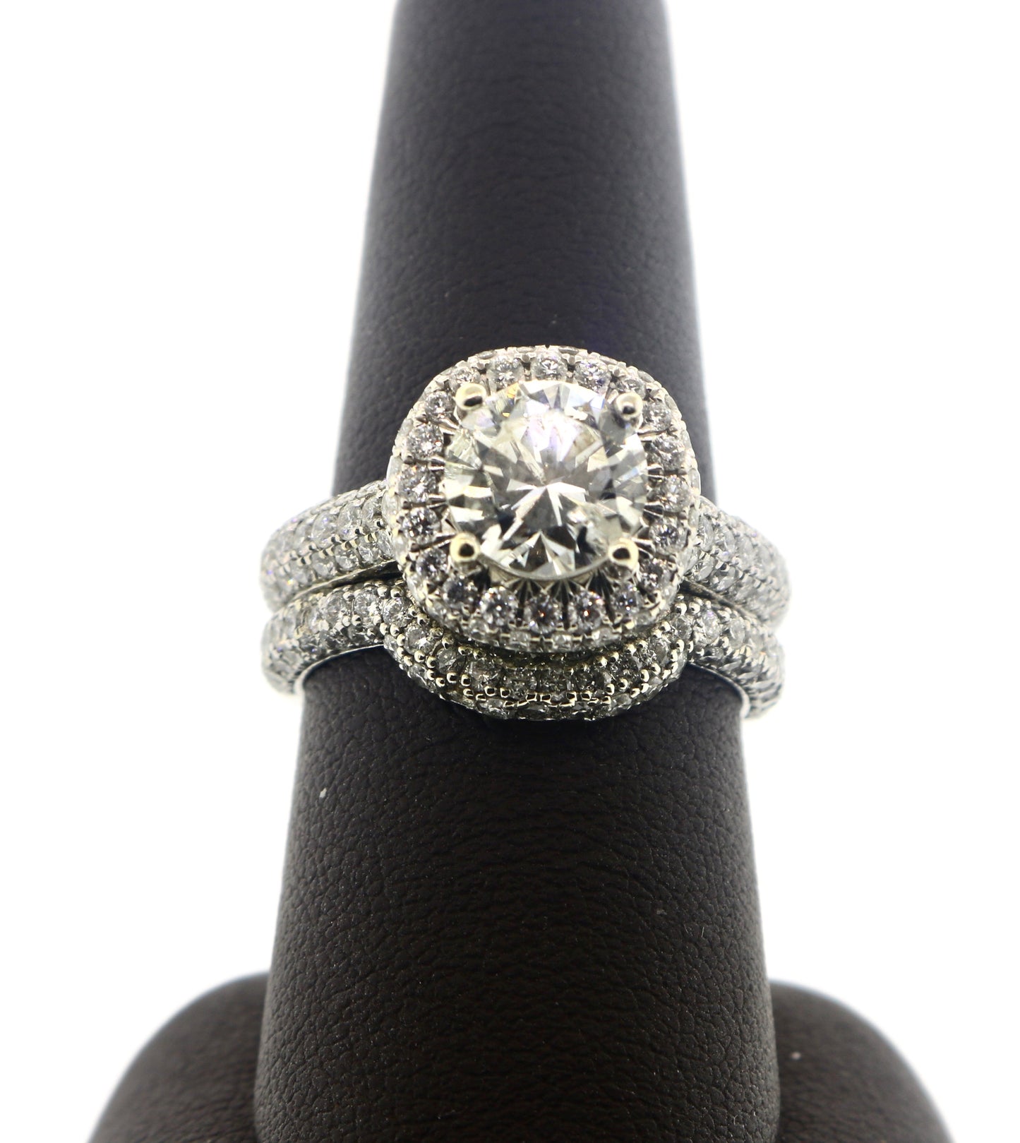 18K White Gold 1.54CT/2.5CT RD Bridal Ring Set