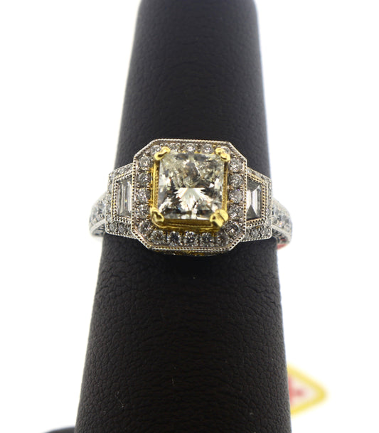 Platinum 1.32 Prong/1.07CT Bagg/RD Halo PPP Ring