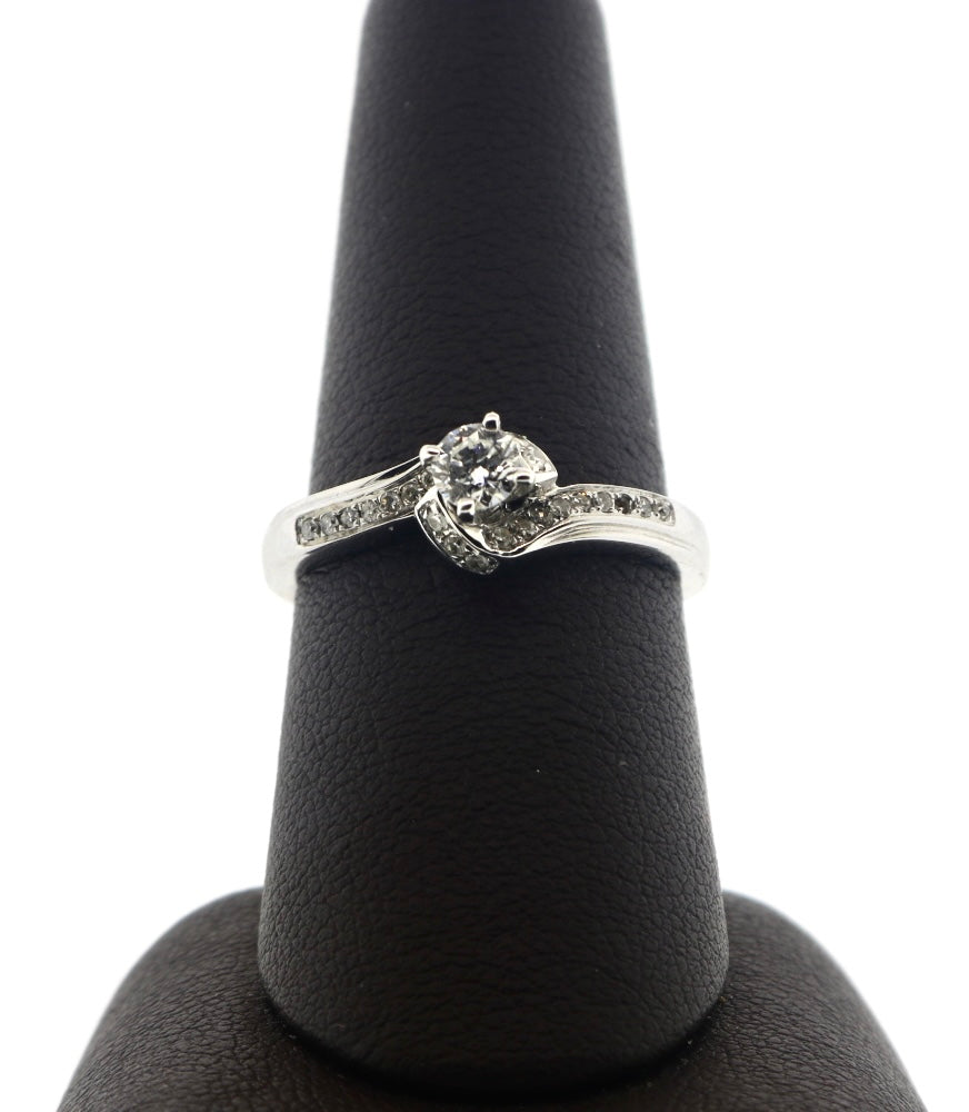 14K White Gold 0.25/0.50CT Diamond Ring