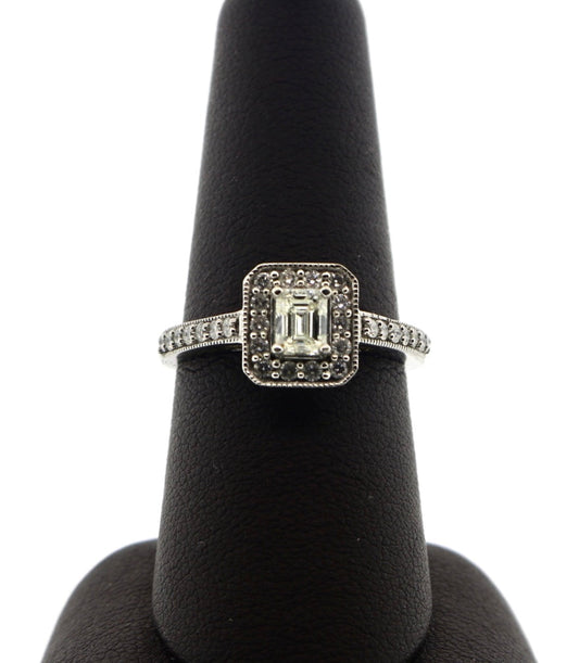 14K White Gold 0.90CTW Emerald/RDS 0.50Center Stone Ring