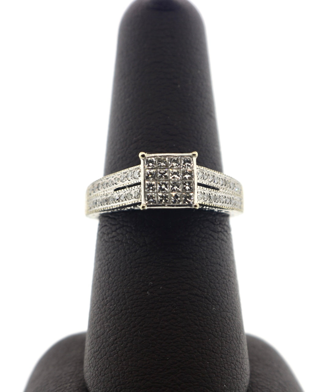 10K White Gold 1CT Prong Cluster Diamond Ring