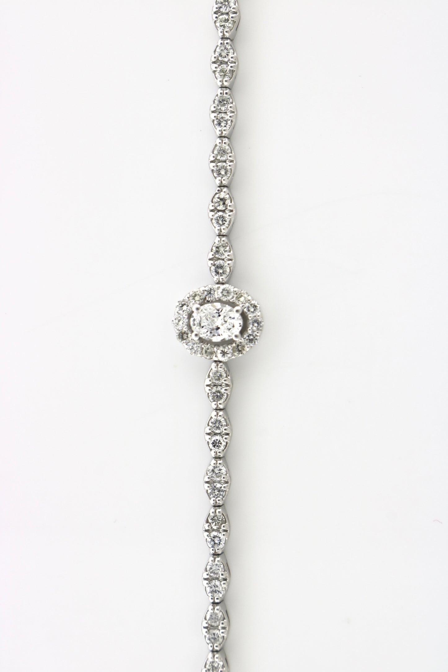 14K White Gold 0.25/1.453CT Oval/RD Diamond Bracelet